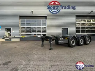 Broshuis MFCC APK 24-11-2026 !!!!! trailer verkeerd in top staat. ST202359