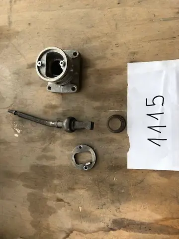 Gear lever with turret Ferrari 365 GT4 2+2, F400, F412