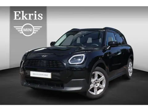 Mini Countryman C | Classic Uitvoering | Pakket M | Stoel- en Stuurverwarming | Comfort Access | Pan