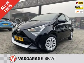 Toyota Aygo 1.0 l NAVI l CAMERA L BLUETOOTH l RIJKLAAR!