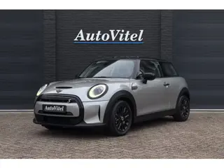 MINI Cooper SE 33 kWh | Camera | Sportleder | Comfort Access | Stoelverwarming | LED