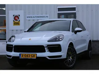 Porsche Cayenne 3.0 E-Hybrid 462PK Plug in*Perfect Onderh.*Luchtvering/PASM/Black Pack/Sportuitlaat/