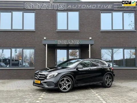 Mercedes-Benz GLA-klasse 180 Business Solution AMG Night Upgrade