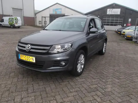 Volkswagen Tiguan 1.4 TSI Sport&Style navi airco (bj 2011)