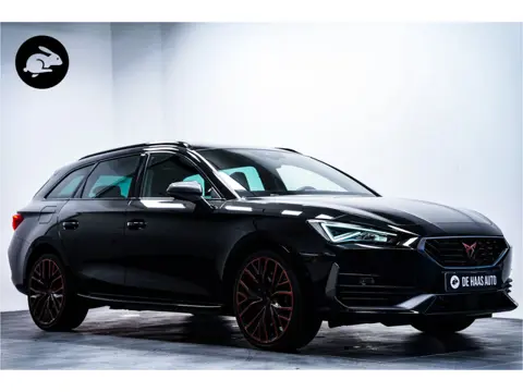 CUPRA Leon Sportstourer 1.4 e-Hybrid 245 pk VZ Copper|Pano dak|19 inch|Leder