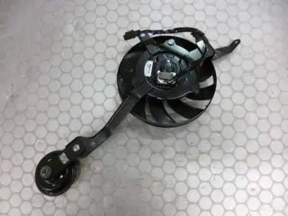 VENTILATOR Triumph Speed Triple 1050 2011 - 2012