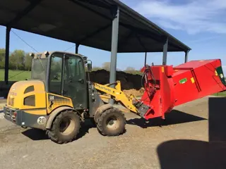 SKOVBO stroverdeler straw blower Strohverteiler