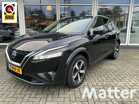 Nissan Qashqai 1.3 MHEV Xtronic N-Connecta Pano