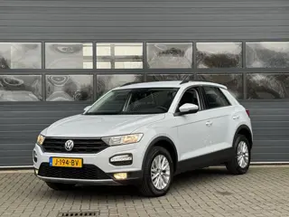 VOLKSWAGEN T-ROC 1.0 TSI STYLE I NAVIGATIESYSTEEM I AIRCONDITIONING I ADAPTIVE CRUISE CONTROL