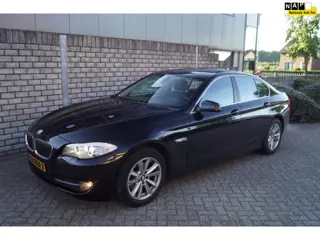 BMW 5-serie 520i High Executive Autom Leder Sportst Stoelver Groot Navi Clima Cruise Xenon 2x PDC LM