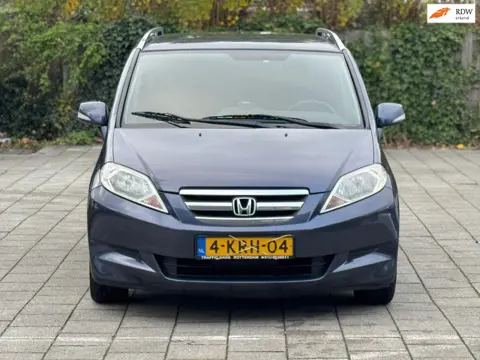 Honda FR-V 1.7i Comfort,6person/apk 2027/navigatie/bj29-12-2005/parkeersenso/airco ren/