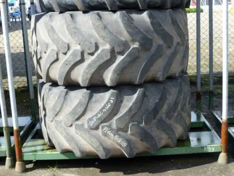 R28 Firestone 600/65R28