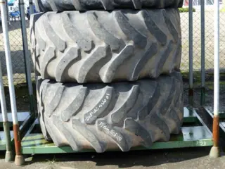 R28 Firestone 600/65R28