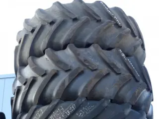 R28 Goodyear 600/65R28