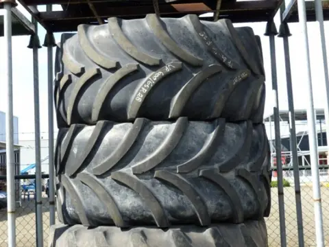 R28 Vredestein 600/65R28