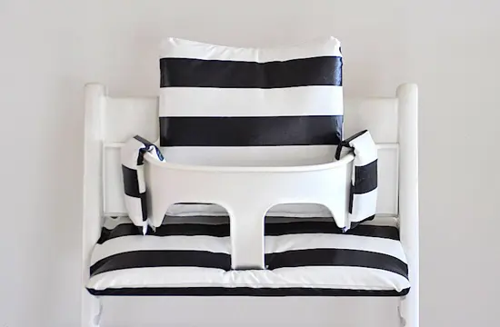 Gecoate tripp trapp stoelverkleiner kussens "Black White"