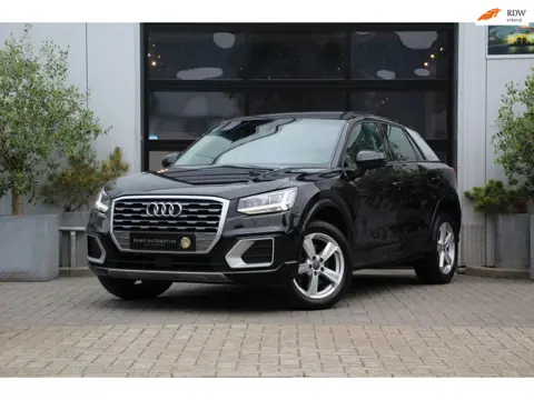 Audi Q2 1.4 TFSI Sport - LEDER - PANO - LED V&A - TREKHAAK - NAVI - AUDI CONNECT - 1E EIG - TOPSTAAT