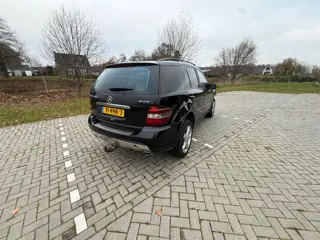 Mercedes-Benz ML 320 CDI 4 MATIC 2x schade grijskenteken