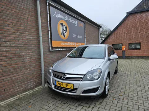 Opel Astra Wagon 1.4 111 years Edition (bj 2010)