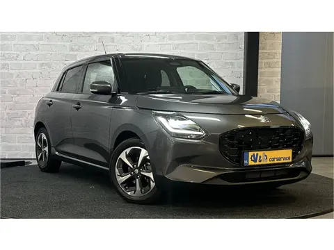 Suzuki Swift 1.2 Style Smart Hybrid / Carplay / Stoelverwr. / Camera / ACC