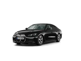 BMW i4 eDrive35 | Pure Edition | 17'' | Comf. Acc. | ACC | Getint glas | Stoelverw. | Camera