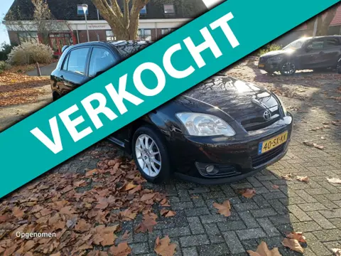 Toyota Corolla 1.6 VVT-i Sport Anniversary