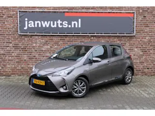 Toyota Yaris 1.5 Hybrid Executive (bj 2017, automaat)