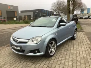 OPEL TIGRA AUTOMAAT 1.4 16 V