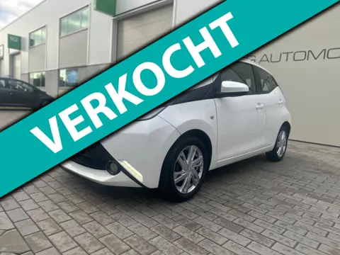 Toyota Aygo 1.0 VVT-i x-cite APK 04-06-2026 AIRCO ELEKTRISCHE RAMEN NAVI BLUETOOTH