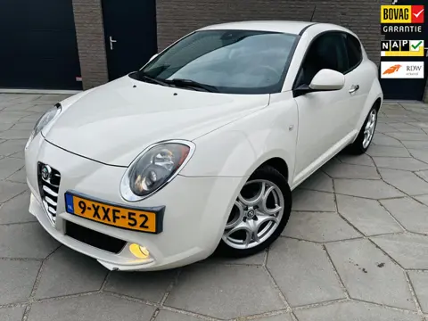 Alfa Romeo MiTo 0.9 TwinAir Esclusivo| AIRCO|4x All-Season | LMvl. 17 Inch|
