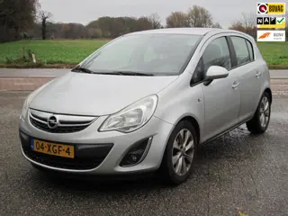 Opel Corsa 1.2-16V Cosmo