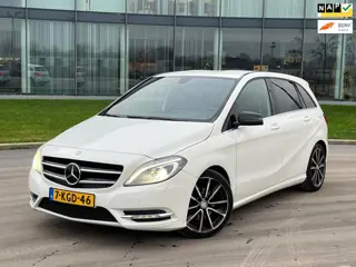 Mercedes-Benz B-klasse 180 AMG PAKKET NAP LED