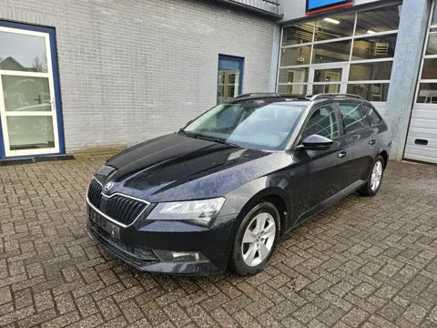 Škoda Superb Combi 1.6 TDI Active Business Engine broken, motor defect