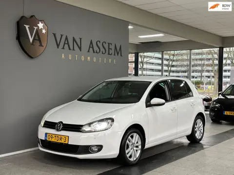 Volkswagen Golf 1.2 TSI Highline | LEES TEKST!