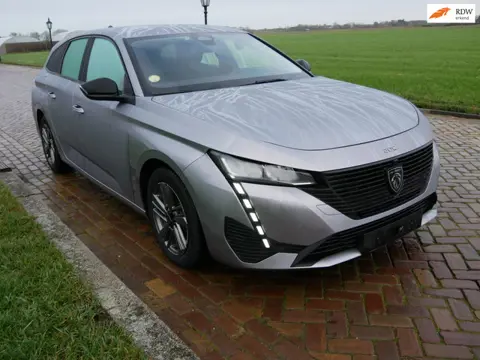 Peugeot 308 SW 1.5 BlueHDi Active Pack EAT8 AC NAVI ALU ** 10999 NETTO **