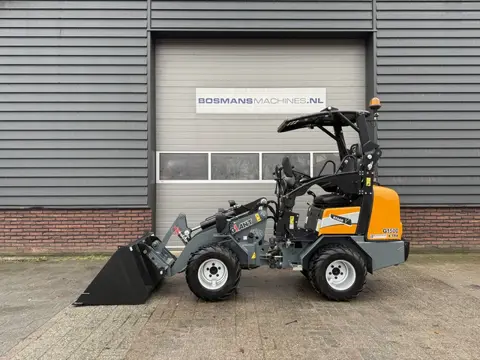 Giant G1500 X-TRA minishovel / kniklader BJ 2024