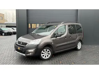 Peugeot Partner Tepee 1.2 PureTech Active Cruise|Airco|Camera|Trekhaak