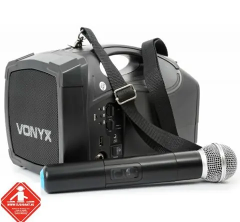 Lichte en compacte geluidsversterker met draadloze microfoon