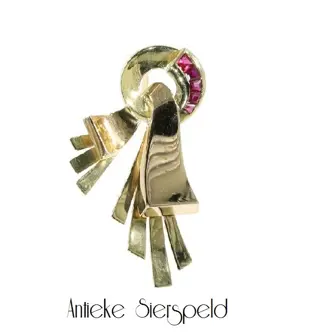 Antieke broches en sierspelden.