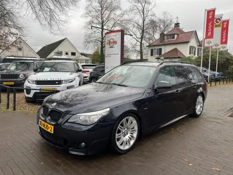 BMW 5-SERIE TOURING 520I M-PAKKET AUTOMAAT / NAVI / AIRCO-ECC / PDC / LMV