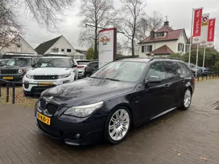 BMW 5-SERIE TOURING 520I M-PAKKET AUTOMAAT / NAVI / AIRCO-ECC / PDC / LMV