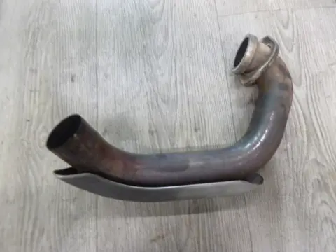 UITLAATBOCHTEN Husqvarna TR 650 STRADA 2012 - 2014