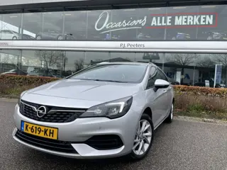 Opel Astra Sports Tourer 1.2 Business Elegance Airco - Cruise control - Parkeersensoren voor en acht