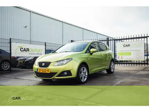 SEAT Ibiza 1.4 Sport-up NIEUWEAPK bij AFLEV. Nette Seat Ibiza Sport, goed onderhouden! Rijdt bijna a