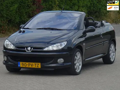 Peugeot 206 CC 2.0-16V BJ2005 NAP/CLIMA/APK