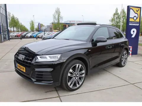 Audi Q5 50 TFSIe Quattro 3x S-Line Pano, HUD, Luchtvering, trekhaak, Matrix! Prijspakker!