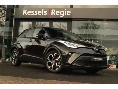 Toyota C-HR 1.8 Hybrid Dynamic ACC Camera CarPlay 18” Stuur+Stoelverwarming
