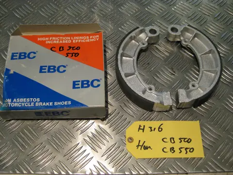 REMBLOKKEN ACHTER Honda CB 500 1971 - 1974