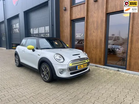 Mini Mini Electric Charged 33 kWh S Yours full opttion l camera l leer