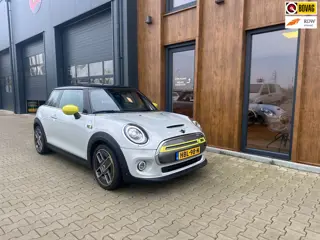 Mini Mini Electric Charged 33 kWh S Yours full opttion l camera l leer